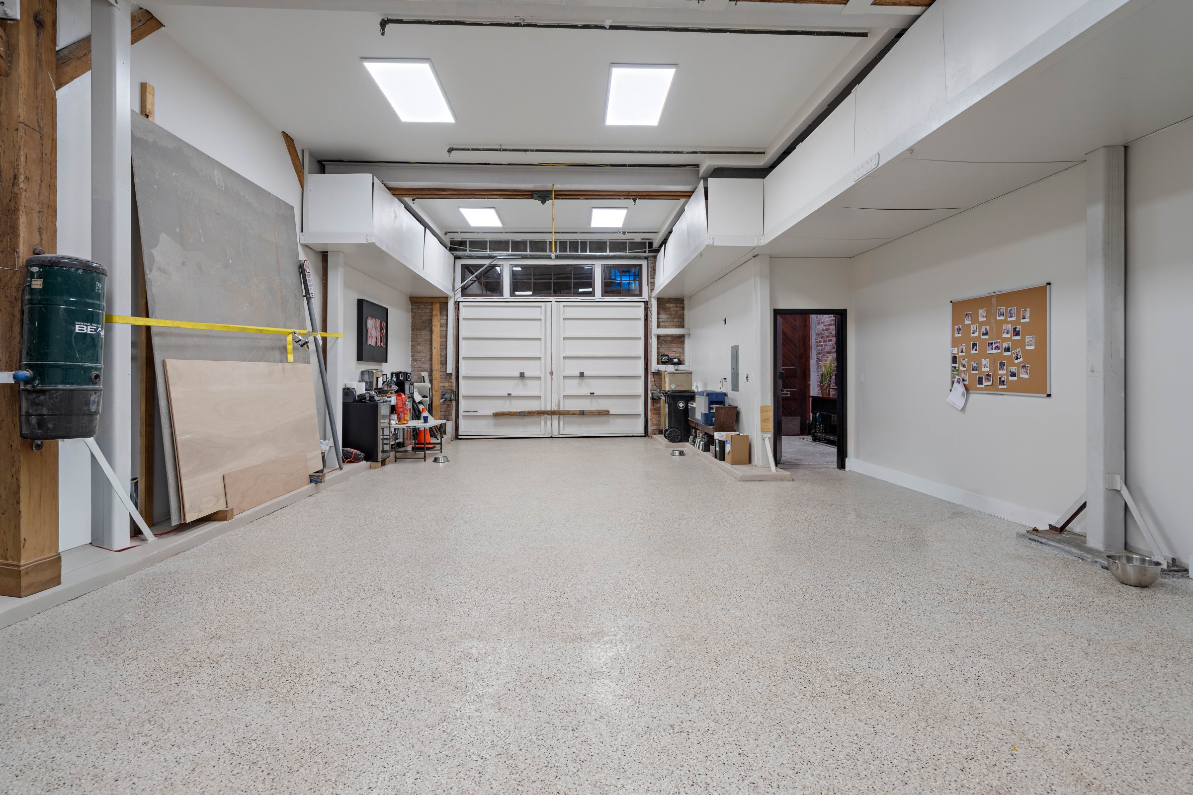 Garage with carriage doors, 528 Wilkinson Street